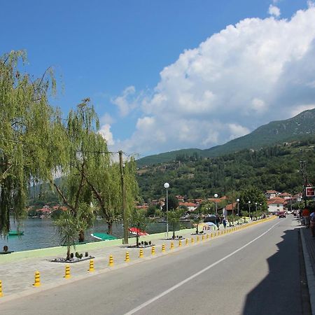 Apartamento Pension Lale Peštani Exterior foto